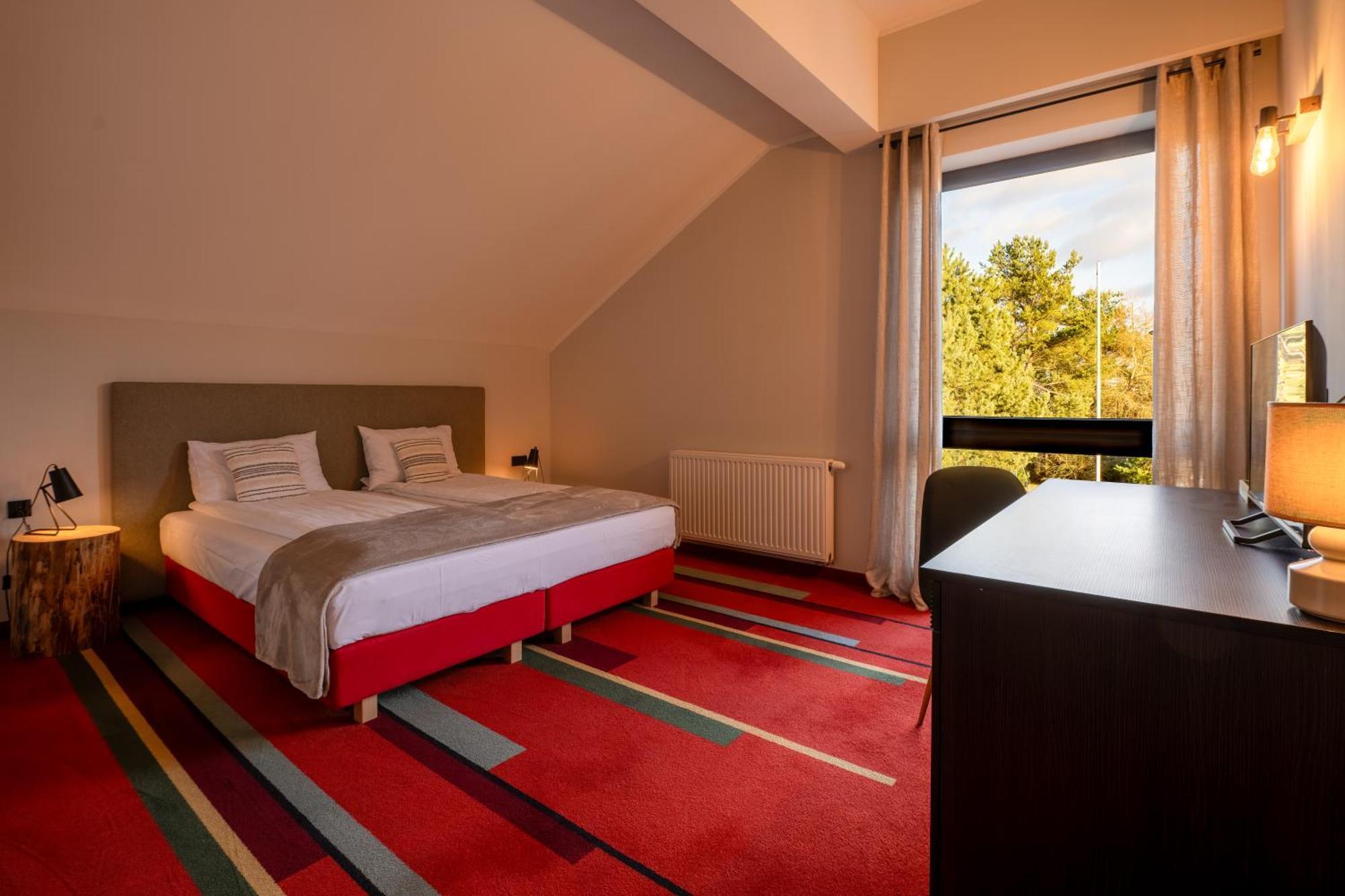 Hotel I Restauracja Czarny Kos Borkowo  Kültér fotó